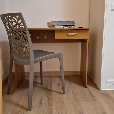 Appartement Pomelia House *