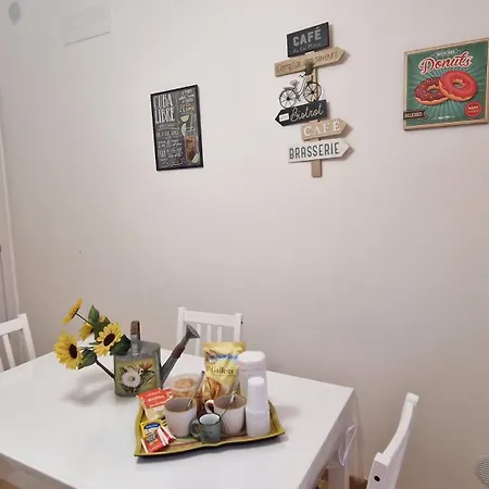 Appartement Pomelia House *